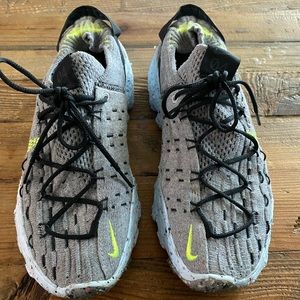 Nike, Space Hippee 04 sneaker size 9, gray/black